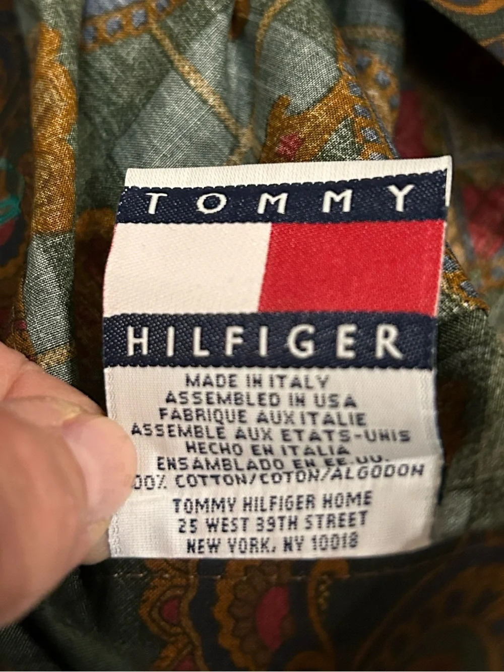 Tommy Hilfiger Foulard Shower Curtain